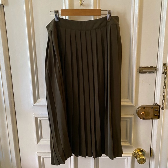 Silence+Noise Midi Green Skirt - Picture 2 of 4